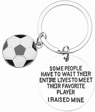 ספורטיבלה כדורגל אמא או אבא מחזיק מפתחות - יש אנשים שצריכים לחכות כל חייהם כדי לפגוש את השחקן האהוב עליהם, גידלתי את שלי. מתנה לאמא או