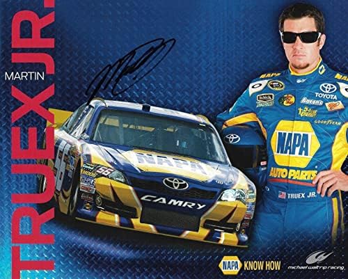 2012 מרטין טרוקס ג'וניור NAPA חלקי רכב מירוץ חתום 8X10 כרטיס גיבור צילום w/COA - תמונות NASCAR עם חתימה